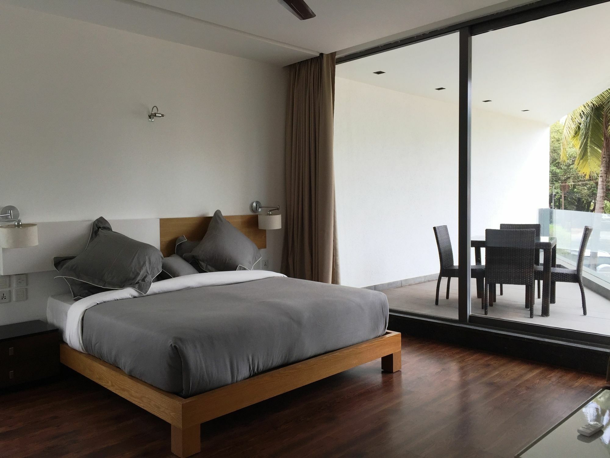 Calem Grove Hotell Candolim Eksteriør bilde